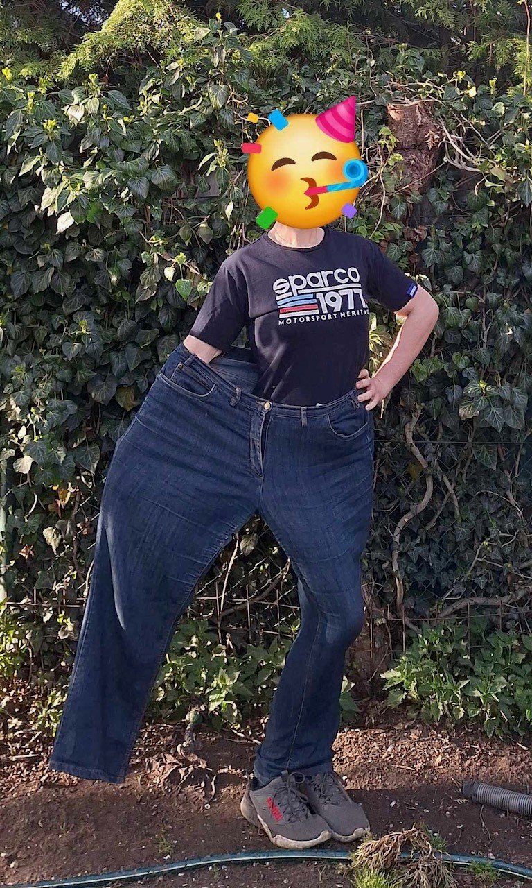 Malý update od spokojené klientky, celkový úbytek hmotnosti je 76,3 kg. Duben 2025.